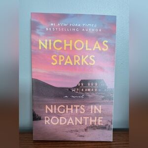 5/$10‎ 📚 Nights in Rodanthe By Nicholas Sparks